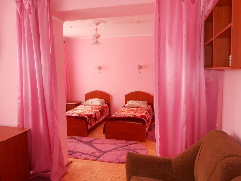 Удеч Hotell Zjydatsjiv Eksteriør bilde