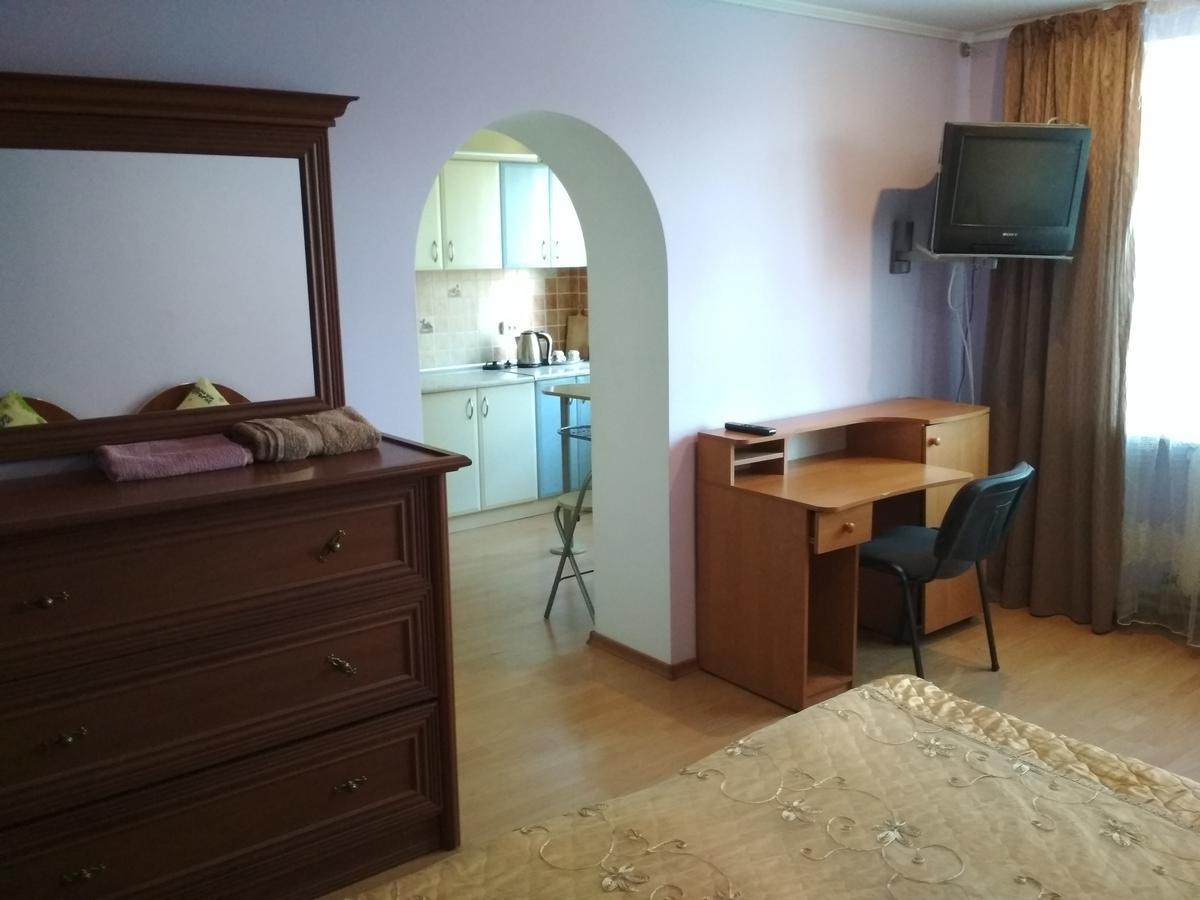 Удеч Hotell Zjydatsjiv Eksteriør bilde